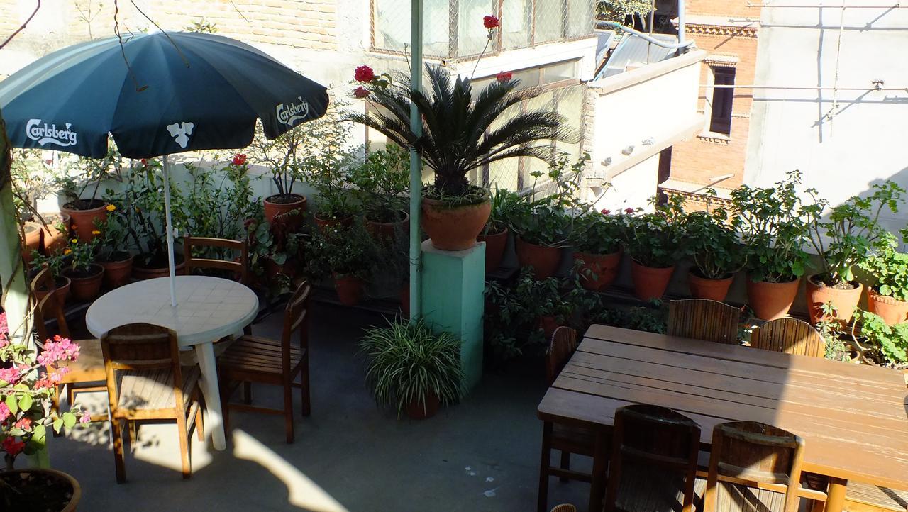 Hotel Dolphin Katmandu Kültér fotó