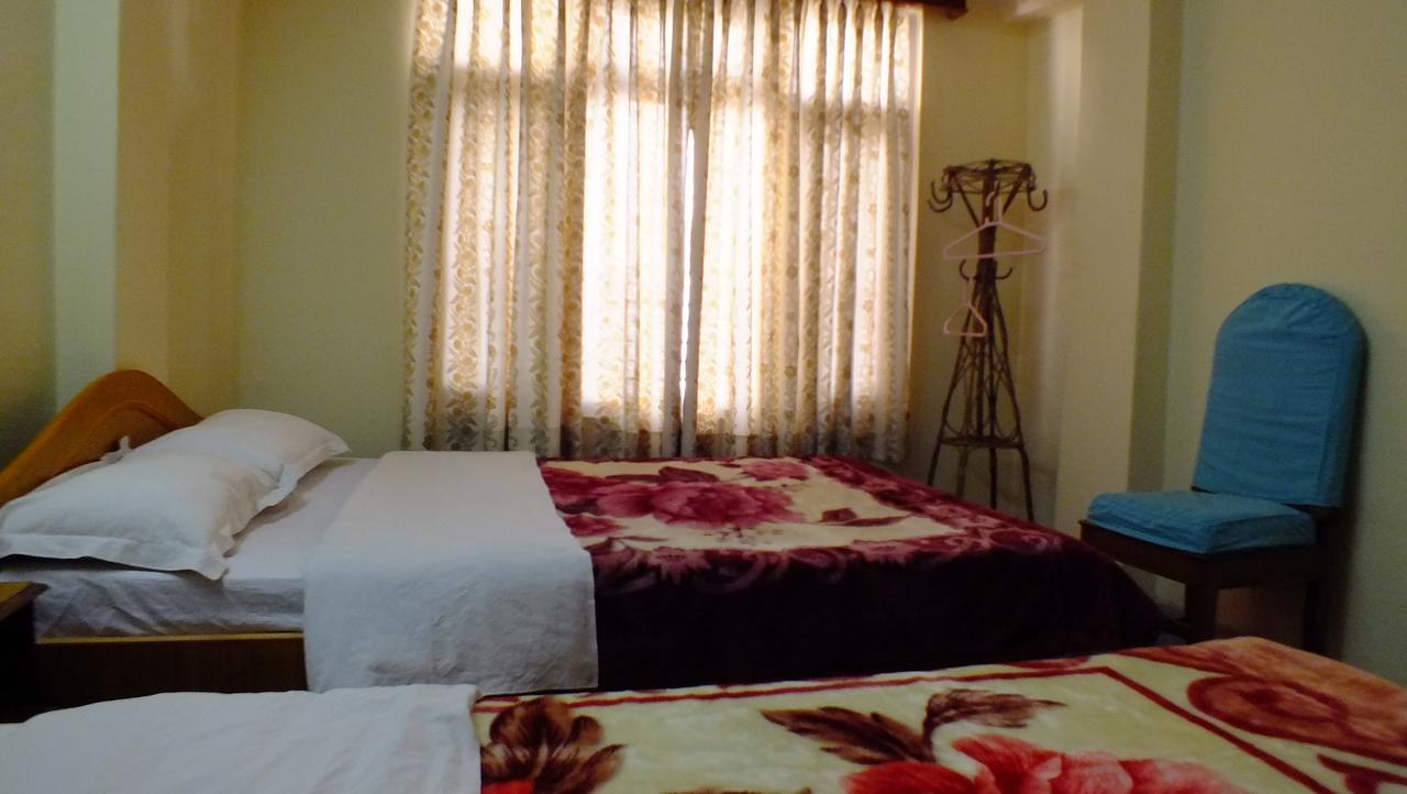 Hotel Dolphin Katmandu Kültér fotó